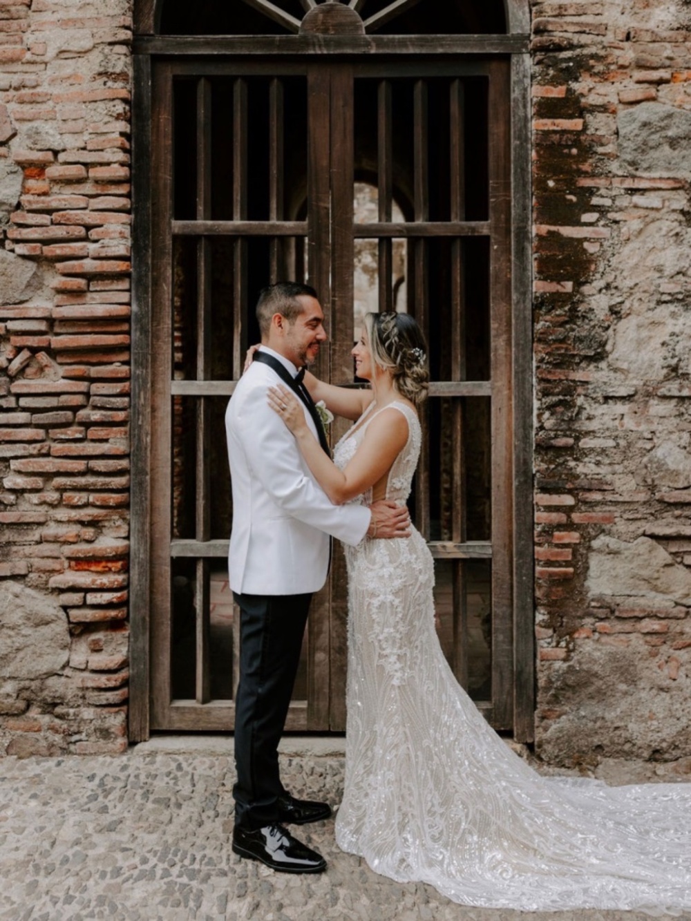 Couture Wedding Dress: Wona Concept- Aurora - Picture 5 of 13